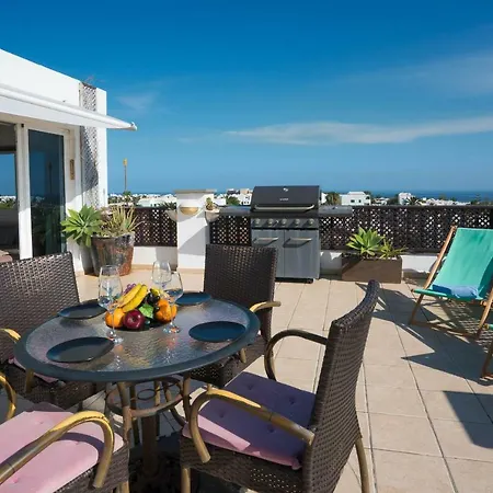 Perfect Penthouse With Stunning Sea & Mountain Views Apartamento